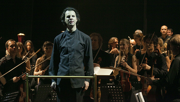 Теодор Курентзис даст благотворительный концерт в Лондоне