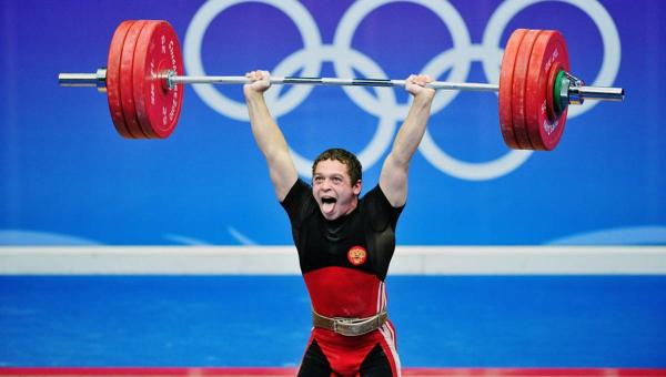 Чусовлянин Артём Окулов выиграл «золото» чемпионата мира по тяжёлой атлетике