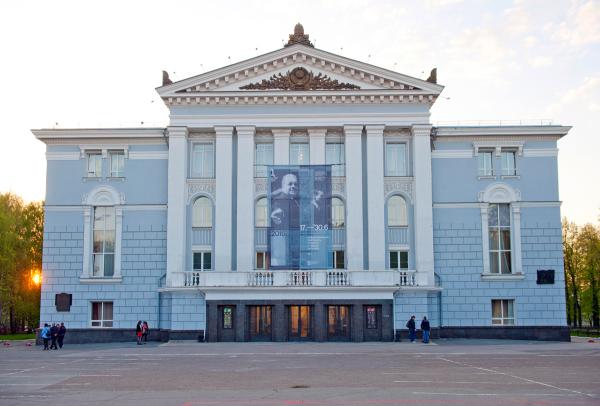 Проект концертно-театрального комплекса в Разгуляе будет готов в первой половине 2017 года