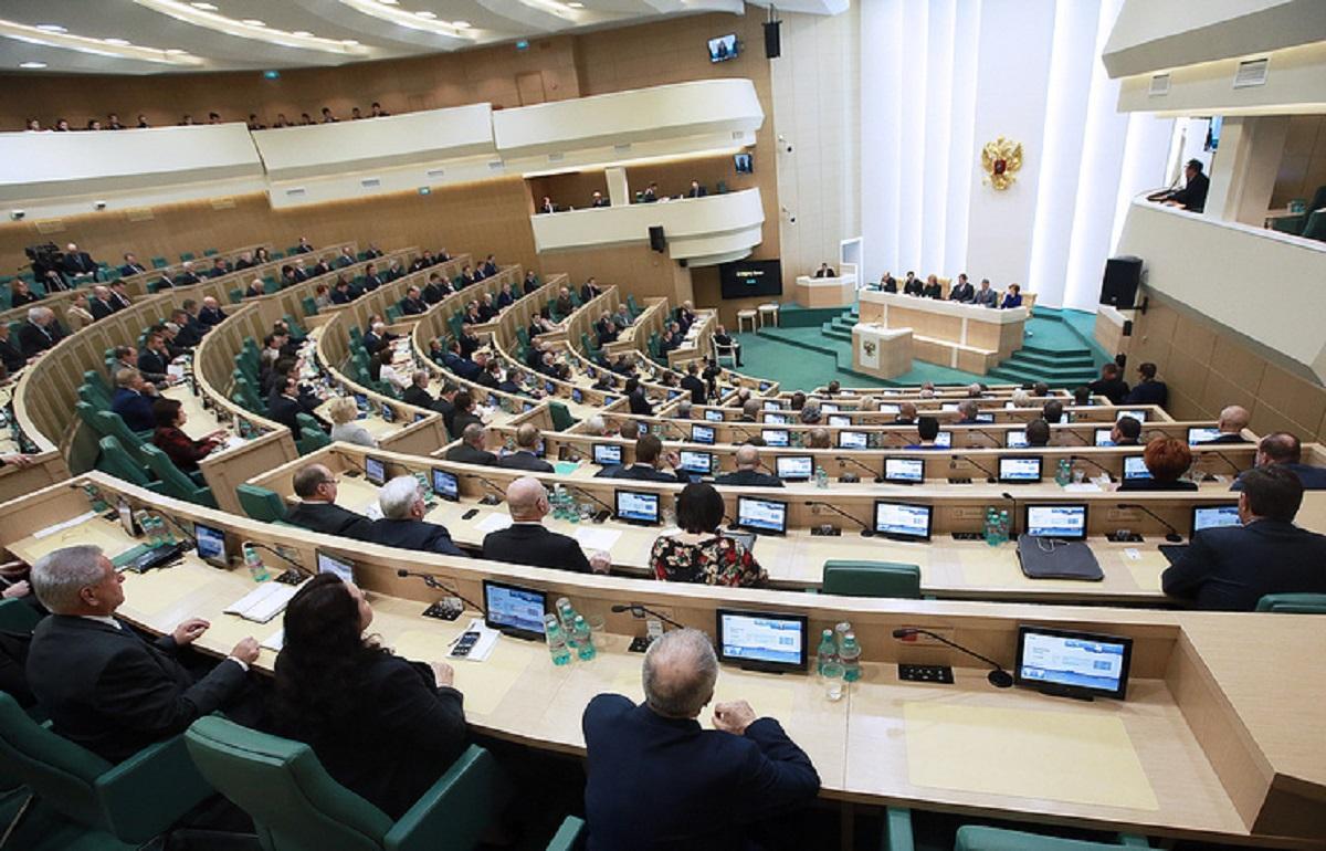 Совет Федерации назначил выборы президента РФ на 18 марта 2018 года