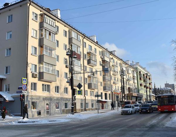 В Перми к 300-летнему юбилею ремонт фасадов сделан только у 40% многоквартирных домов