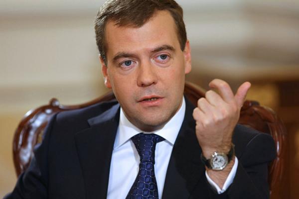 Дмитрий Медведев распорядился пересмотреть решения по «Новому Звёздному»
