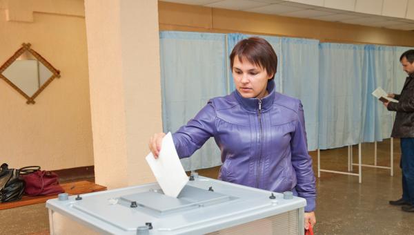 На муниципальные выборы в единый день голосования выдвинулись почти 400 кандидатов в депутаты