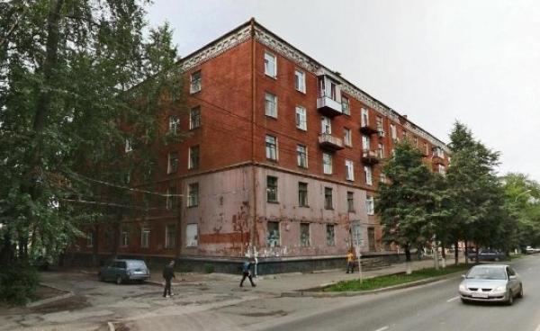 <div>В Перми частично расселят аварийную пятиэтажку по ул. Куйбышева, 143</div>