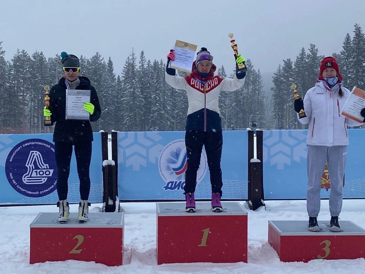 Пермячка Стефания Надымова в десятый раз победила на чемпионате страны по  лыжному двоеборью | «Новый компаньон»