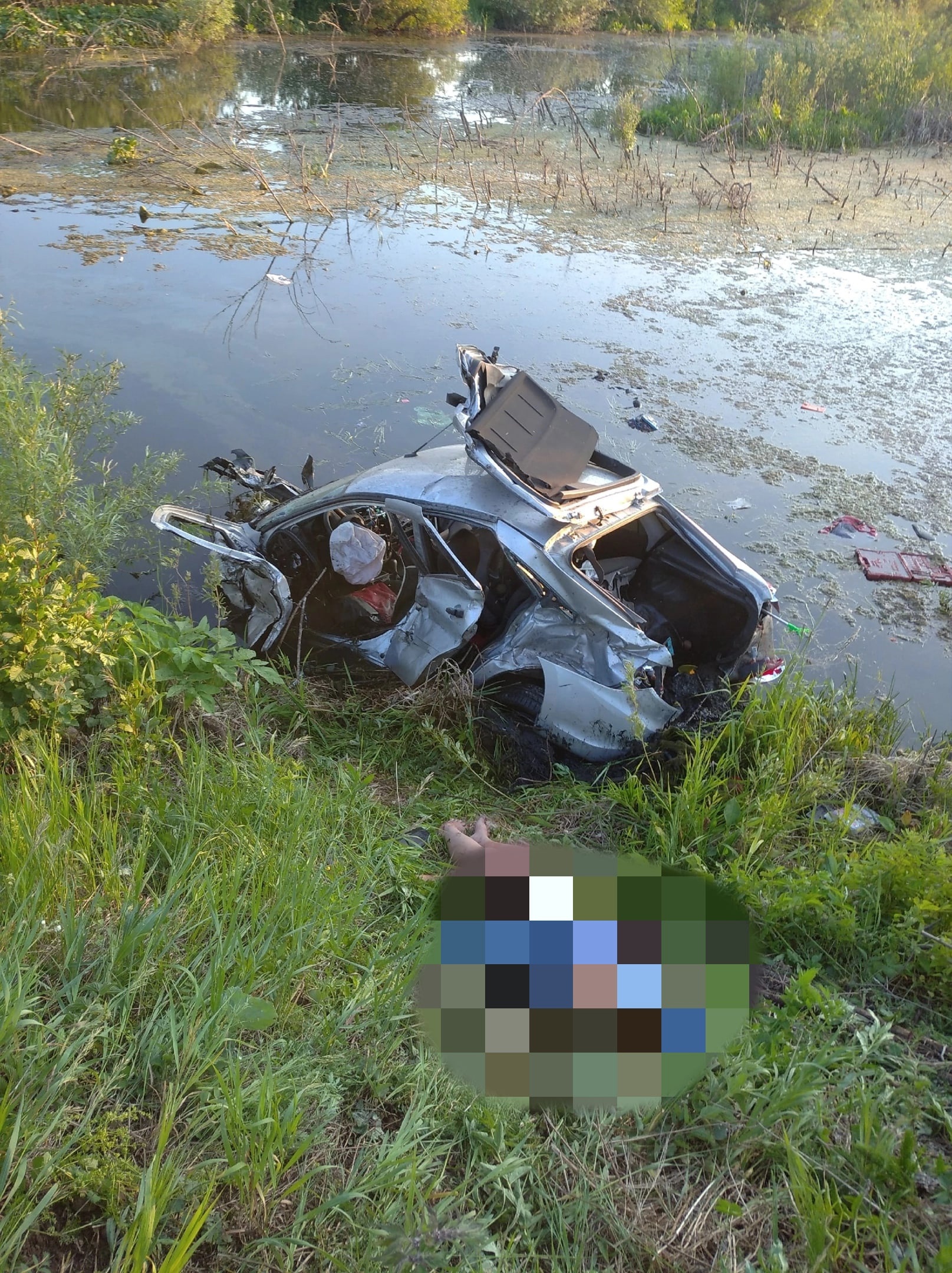 В Пермском крае при падении автомобиля с моста в реку погибла женщина |  18.06.2023 | Пермь - БезФормата